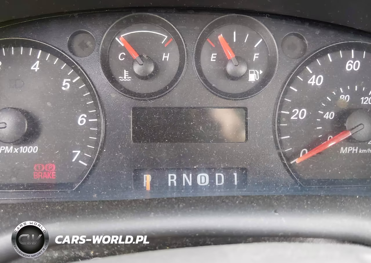 2005 Ford Taurus Se VIN:1FAHP532X5A172696 - 16