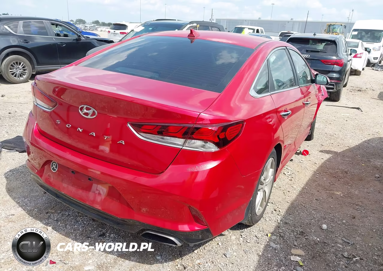 HYUNDAI SONATA LIM VIN:5NPE34AF5KH808762 - 4