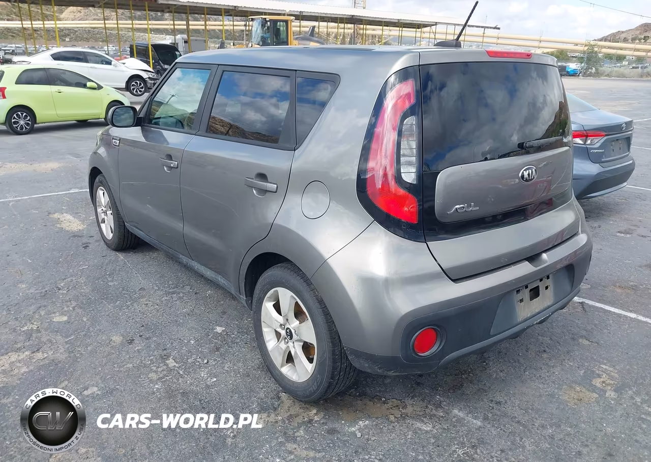 2017 Kia Soul ! VIN:KNDJN2A22H7437292 - 3