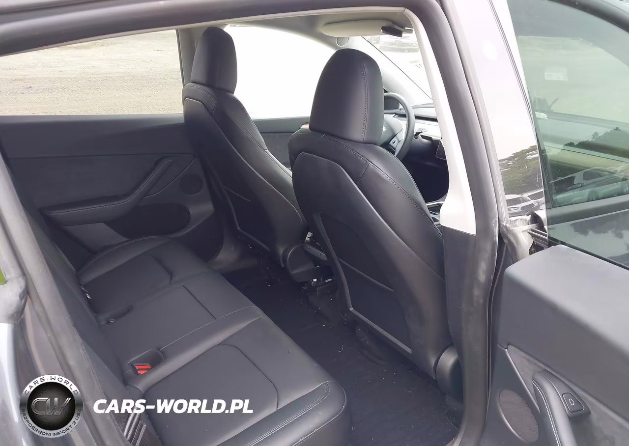 2023 Tesla Model Y VIN:7SAYGDEE8PF845638 - 8