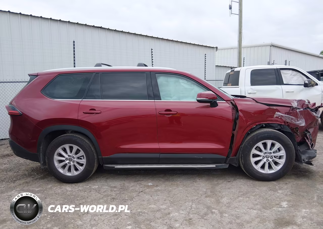2025 Toyota Grand Highlander Xle VIN:5TDAAAA56SS033540 - 13