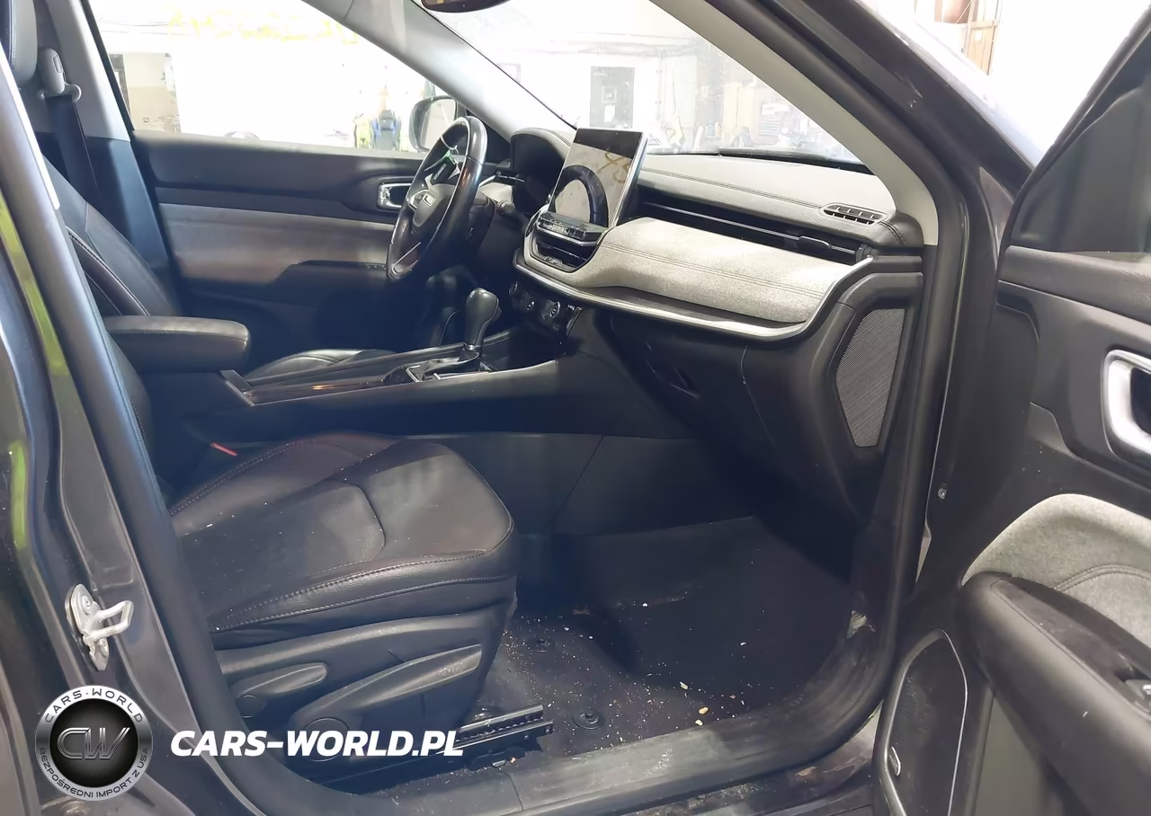 2022 Jeep Compass Latitude Lux 4X4 VIN:3C4NJDFBXNT181556 - 5