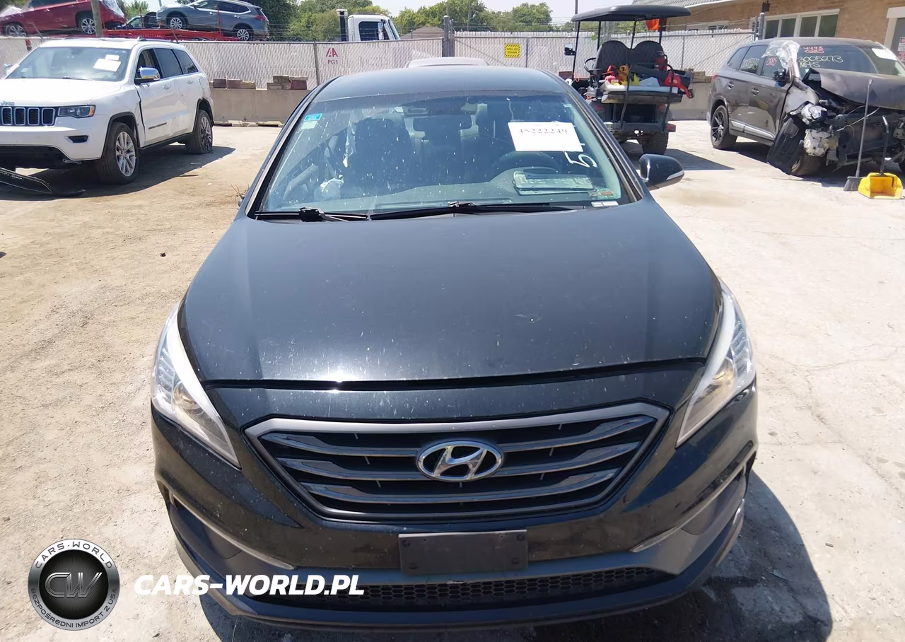2015 Hyundai Sonata Sport VIN:5NPE34AFXFH211371 - 12