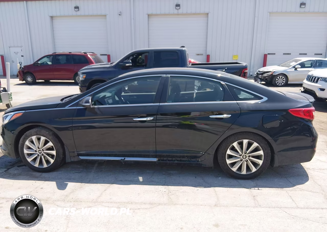 2015 Hyundai Sonata Sport VIN:5NPE34AFXFH211371 - 14