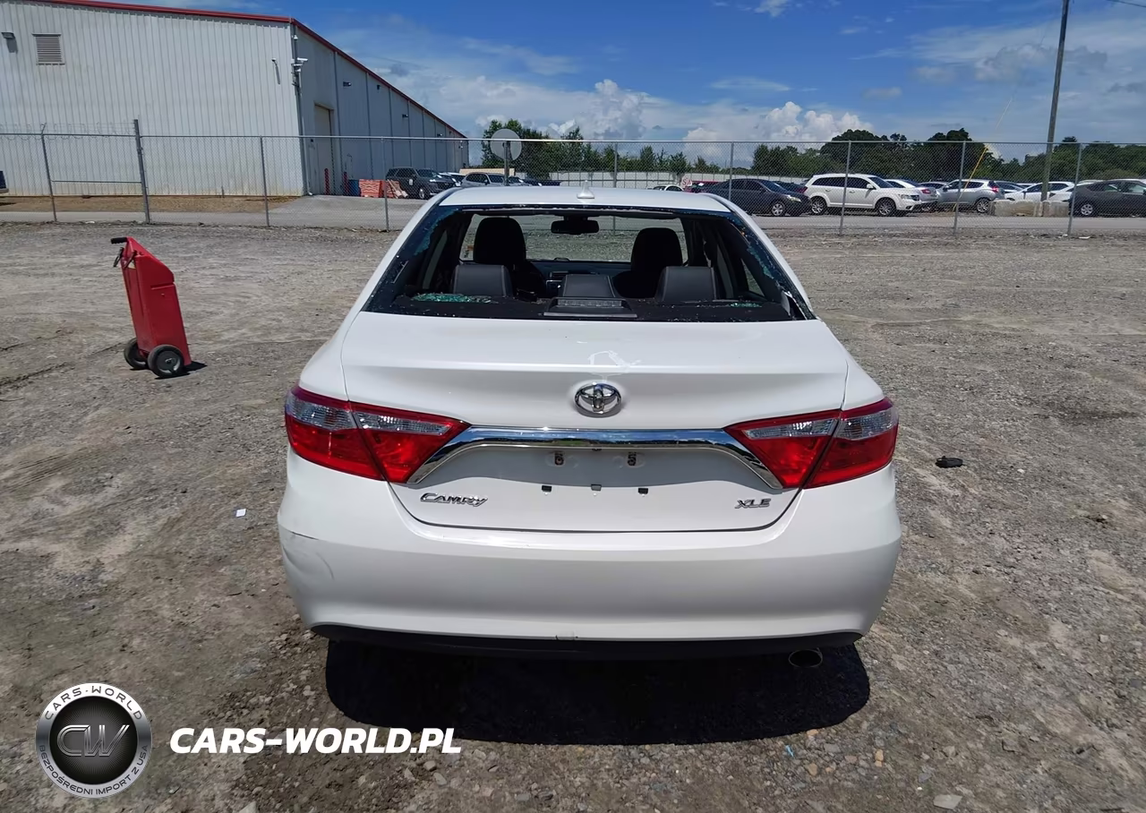 2017 Toyota Camry Xle VIN:4T1BF1FK9HU766086 - 16