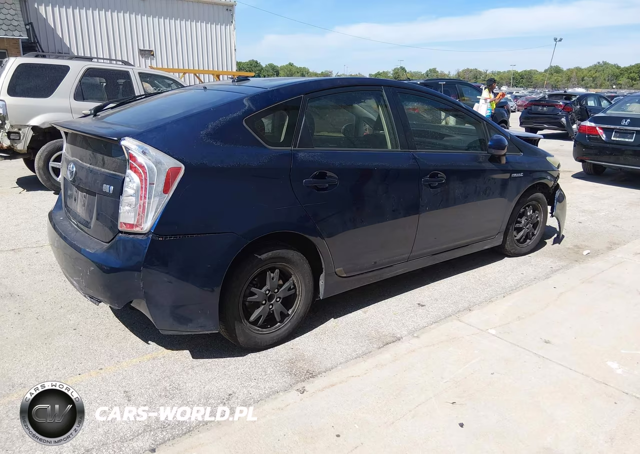 2012 Toyota Prius Three VIN:JTDKN3DU6C1601243 - 4
