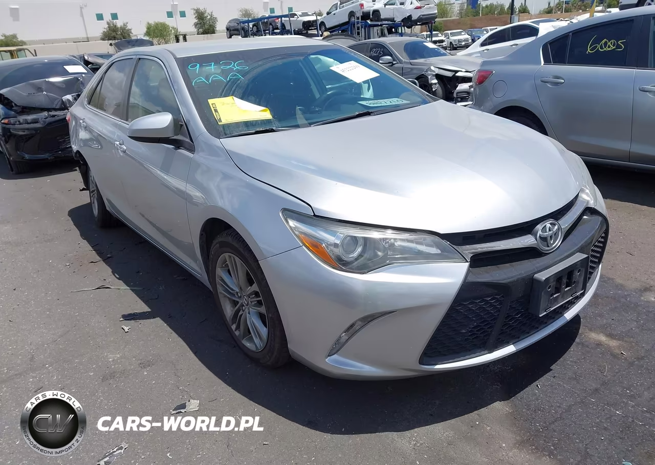 2015 Toyota Camry Se – zdjęcie 1 z 19