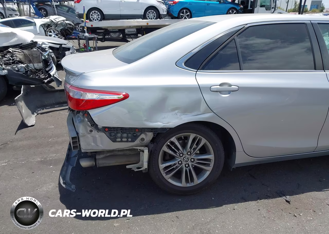 2015 Toyota Camry Se VIN:4T1BF1FK2FU873431 - 6