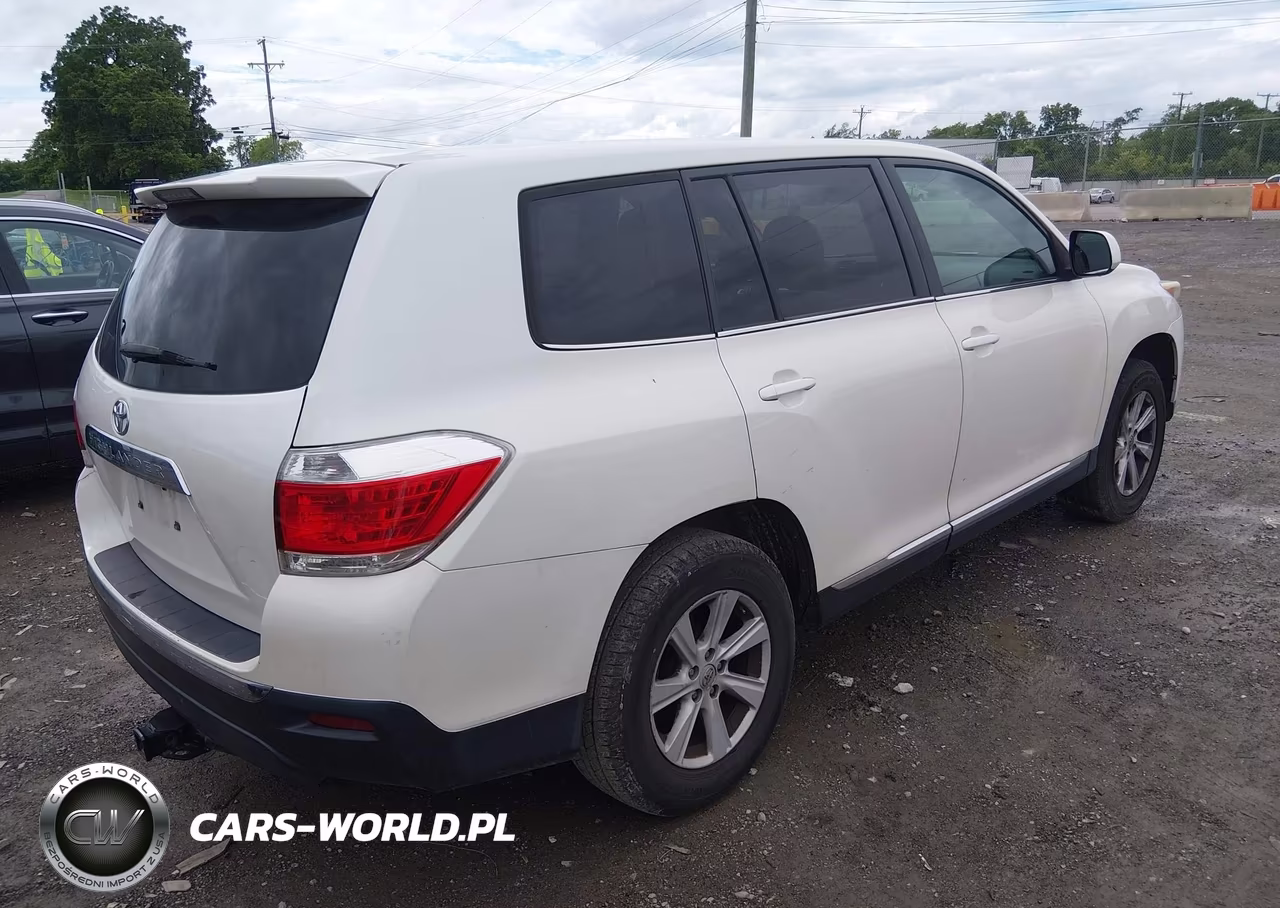 2013 Toyota Highlander VIN:5TDZA3EH4DS042520 - 4