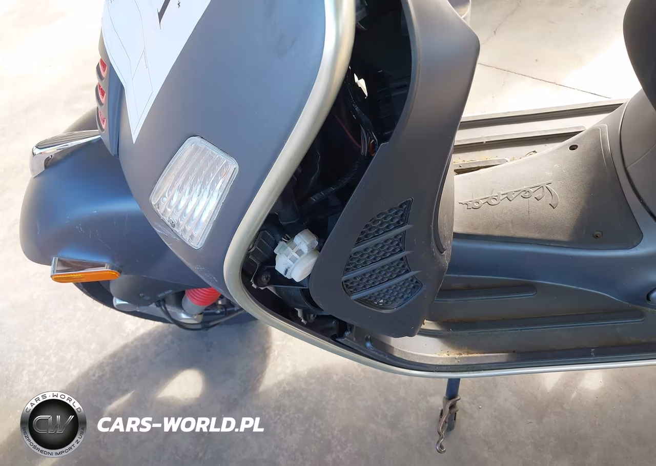 2020 Vespa Gts 300 Super VIN:ZAPMA39M1L5201109 - 14