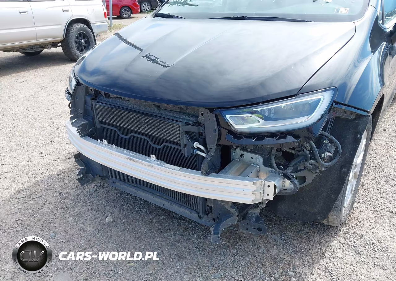 2023 Chrysler Pacifica Touring L VIN:2C4RC1BG0PR615940 - 6