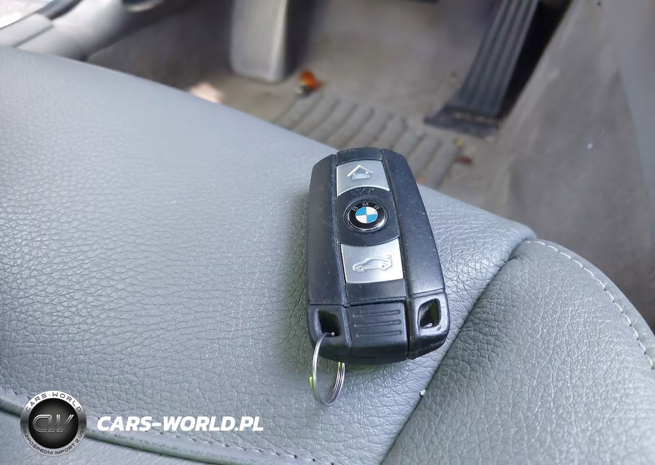 2011 BMW 328I VIN:WBAPH7C5XBE682766 - 11