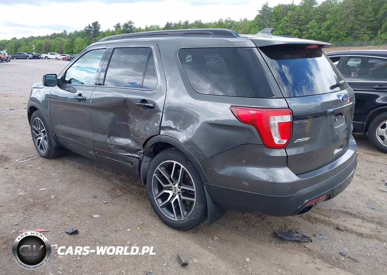 2016 Ford Explorer Sport VIN:1FM5K8GT5GGA59735 - 3