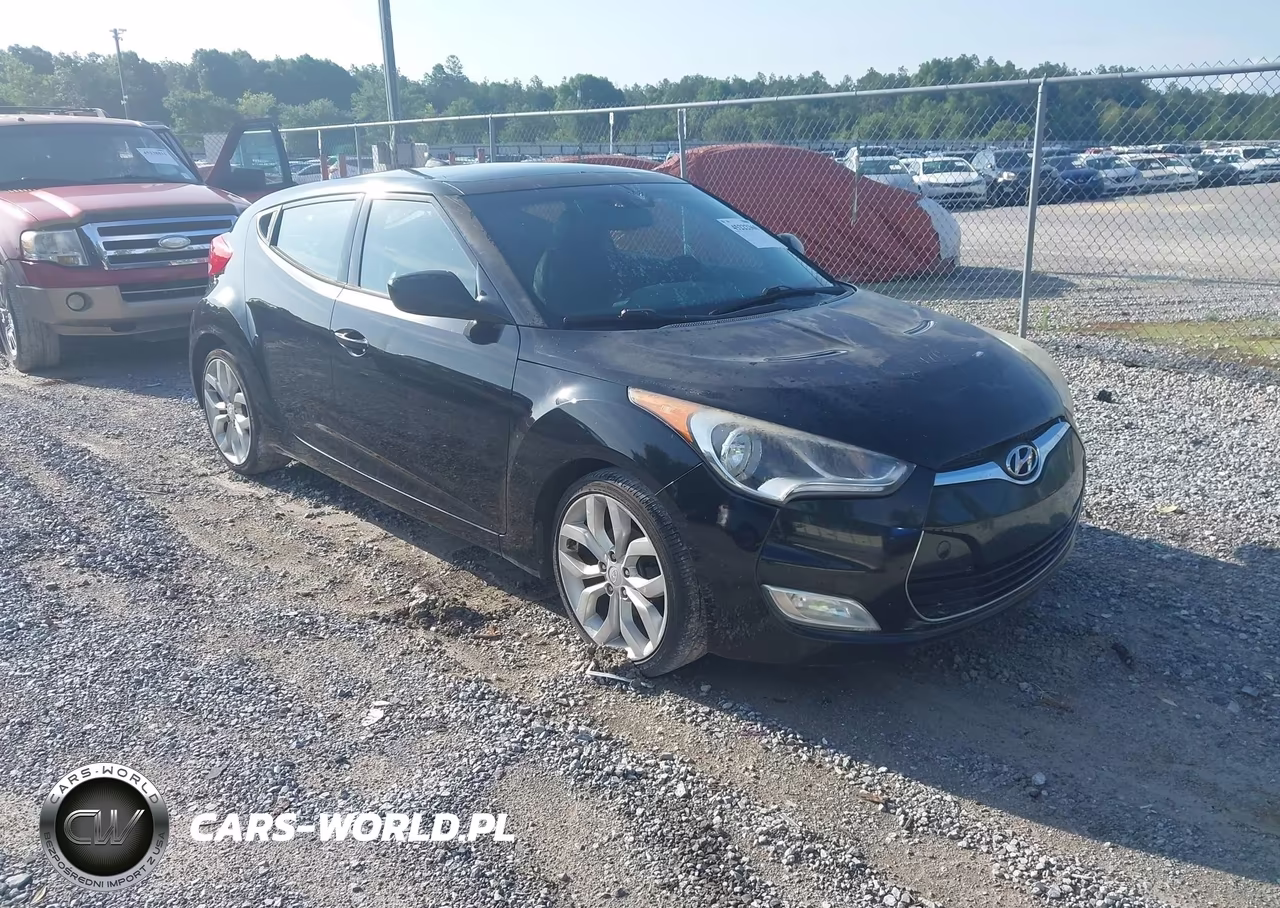 2013 Hyundai Veloster Base W-Black – zdjęcie 1 z 11