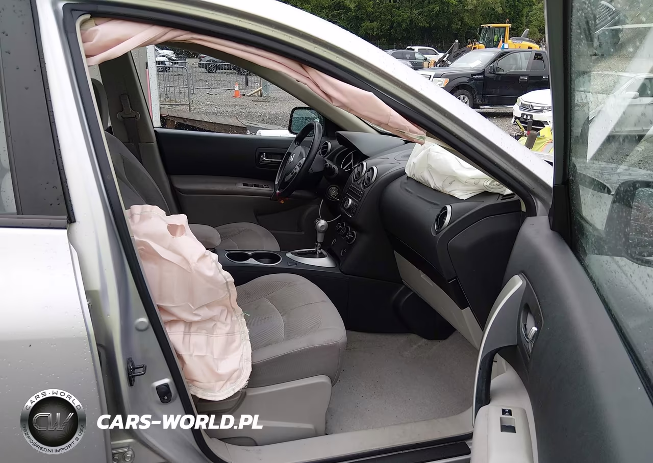 2012 Nissan Rogue S VIN:JN8AS5MT1CW611953 - 5