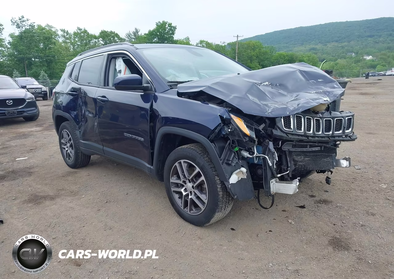 2017 Jeep New Compass Latitude 4X4 – zdjęcie 1 z 18