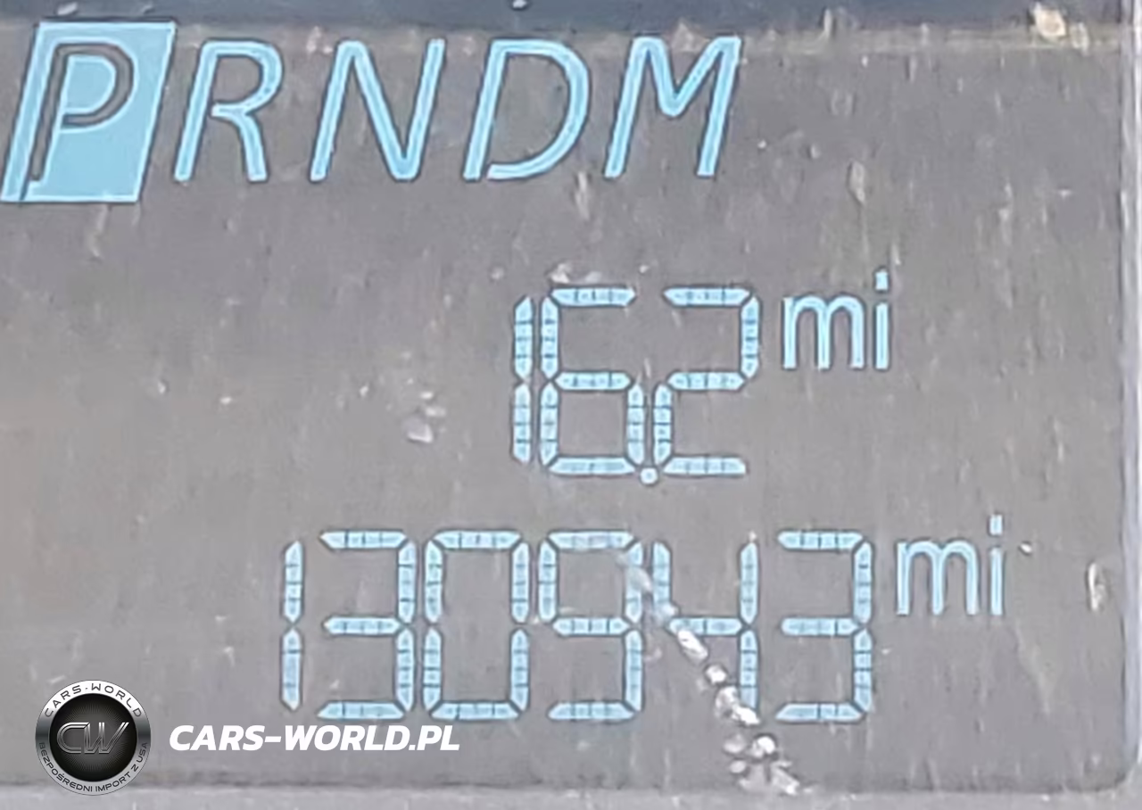 2017 Ford Transit-250 VIN:1FTYR1ZM4HKA60612 - 16
