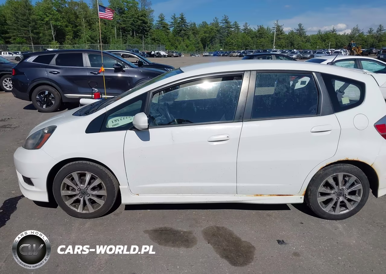 2012 Honda Fit Sport VIN:JHMGE8G57CS008751 - 14