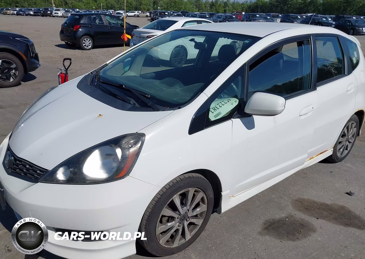 2012 Honda Fit Sport VIN:JHMGE8G57CS008751 - 2