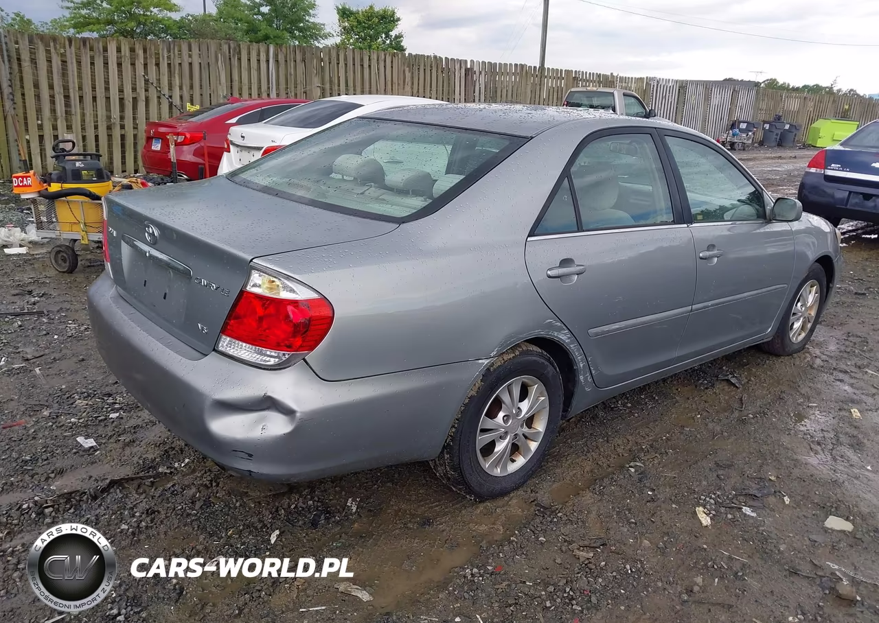 2005 Toyota Camry Le V6 VIN:4T1BF30K85U613327 - 4