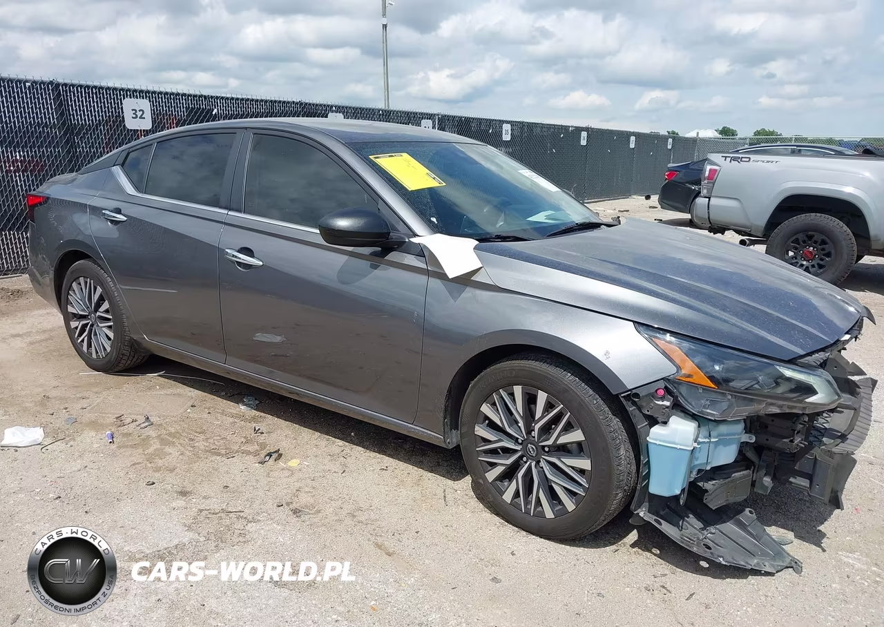 2024 Nissan Altima Sv Fwd