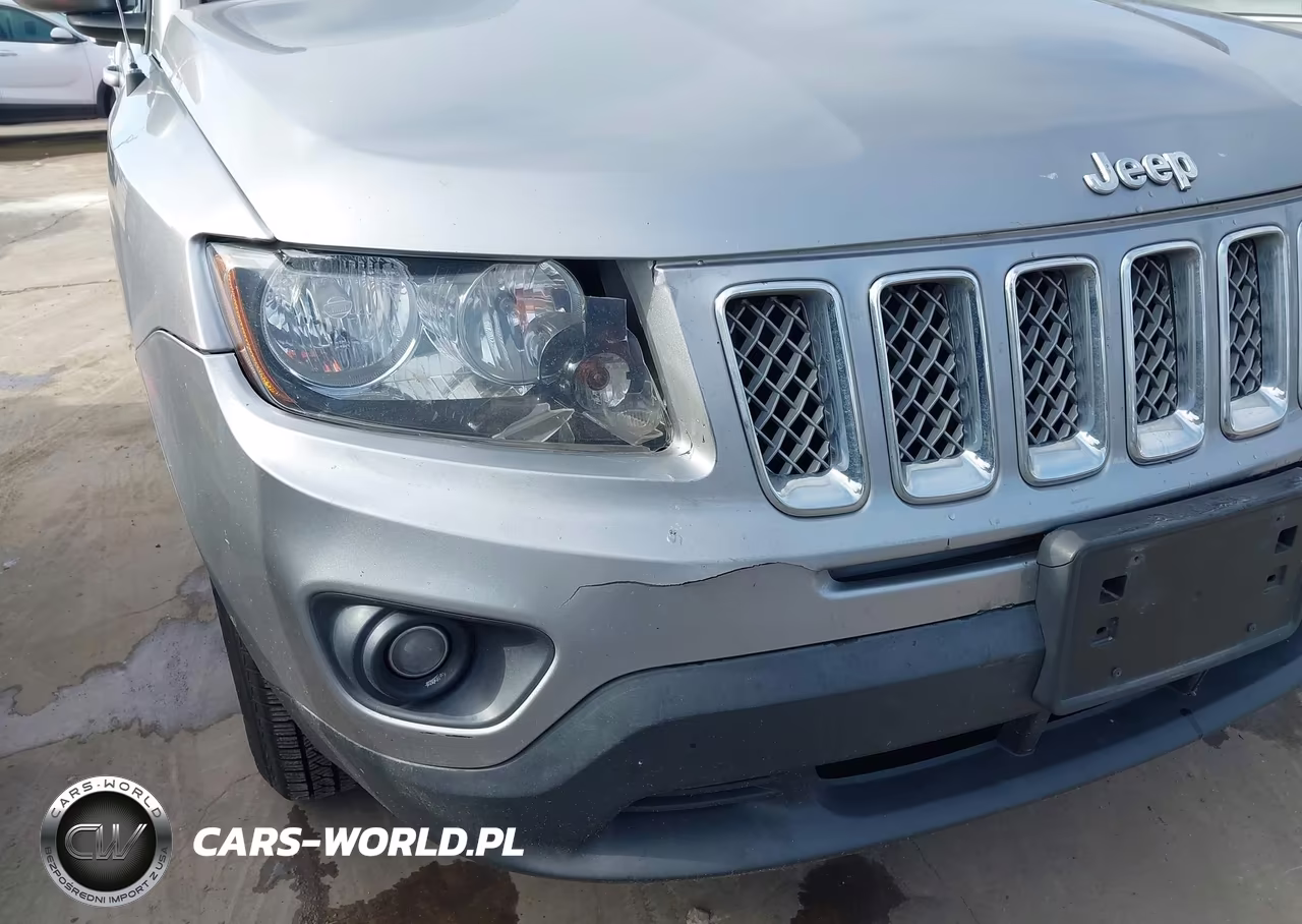 2016 Jeep Compass Latitude VIN:1C4NJCEA8GD773551 - 6