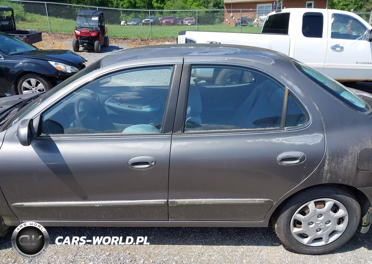 2000 Hyundai Elantra Gls VIN:KMHJF35F8YU040117 - 16