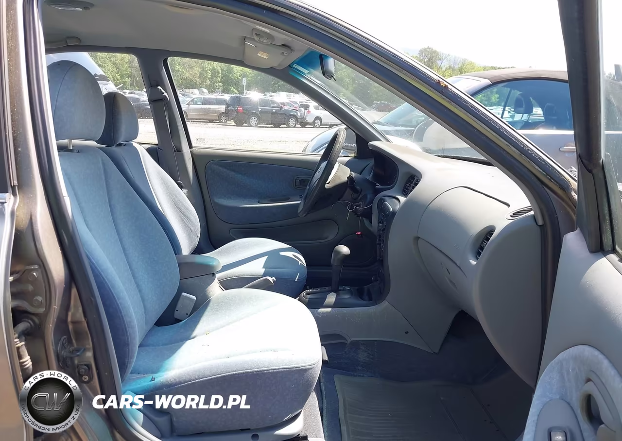 2000 Hyundai Elantra Gls VIN:KMHJF35F8YU040117 - 5
