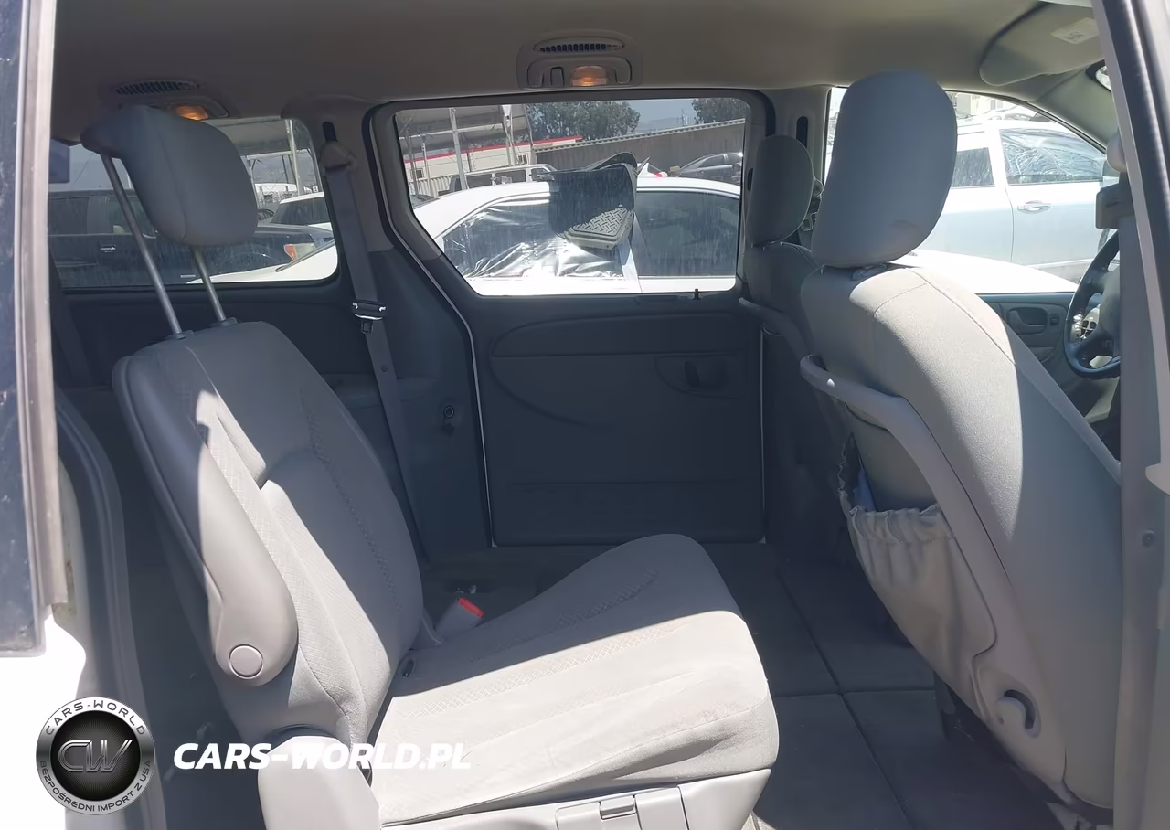 2007 Chrysler Town & Country Touring VIN:2A4GP54L77R350151 - 8