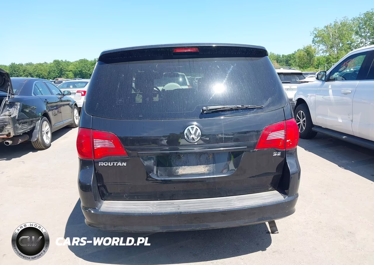 2010 Volkswagen Routan Se VIN:2V4RW3D10AR242424 - 16