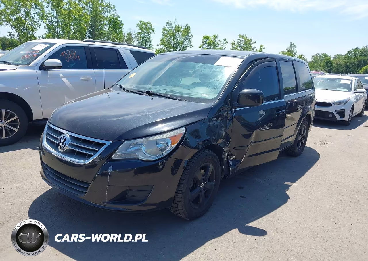 2010 Volkswagen Routan Se VIN:2V4RW3D10AR242424 - 2