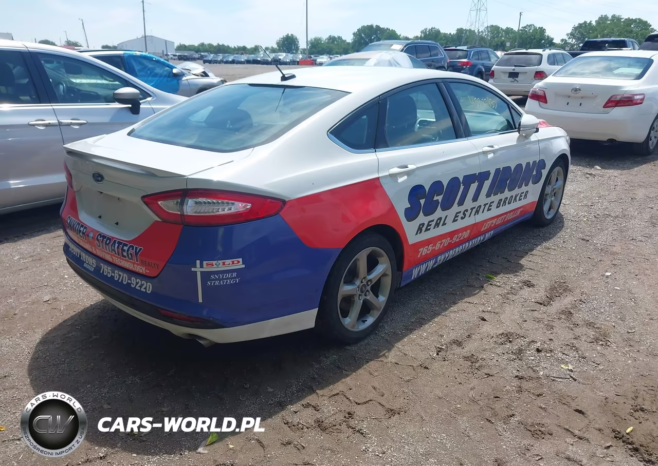 2015 Ford Fusion Se VIN:1FA6P0HD9F5106140 - 4