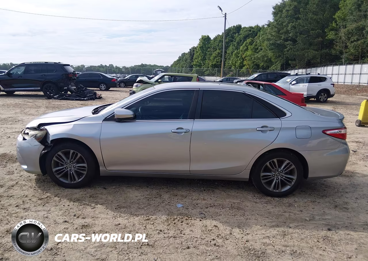 2015 Toyota Camry Se VIN:4T1BF1FK9FU004860 - 14