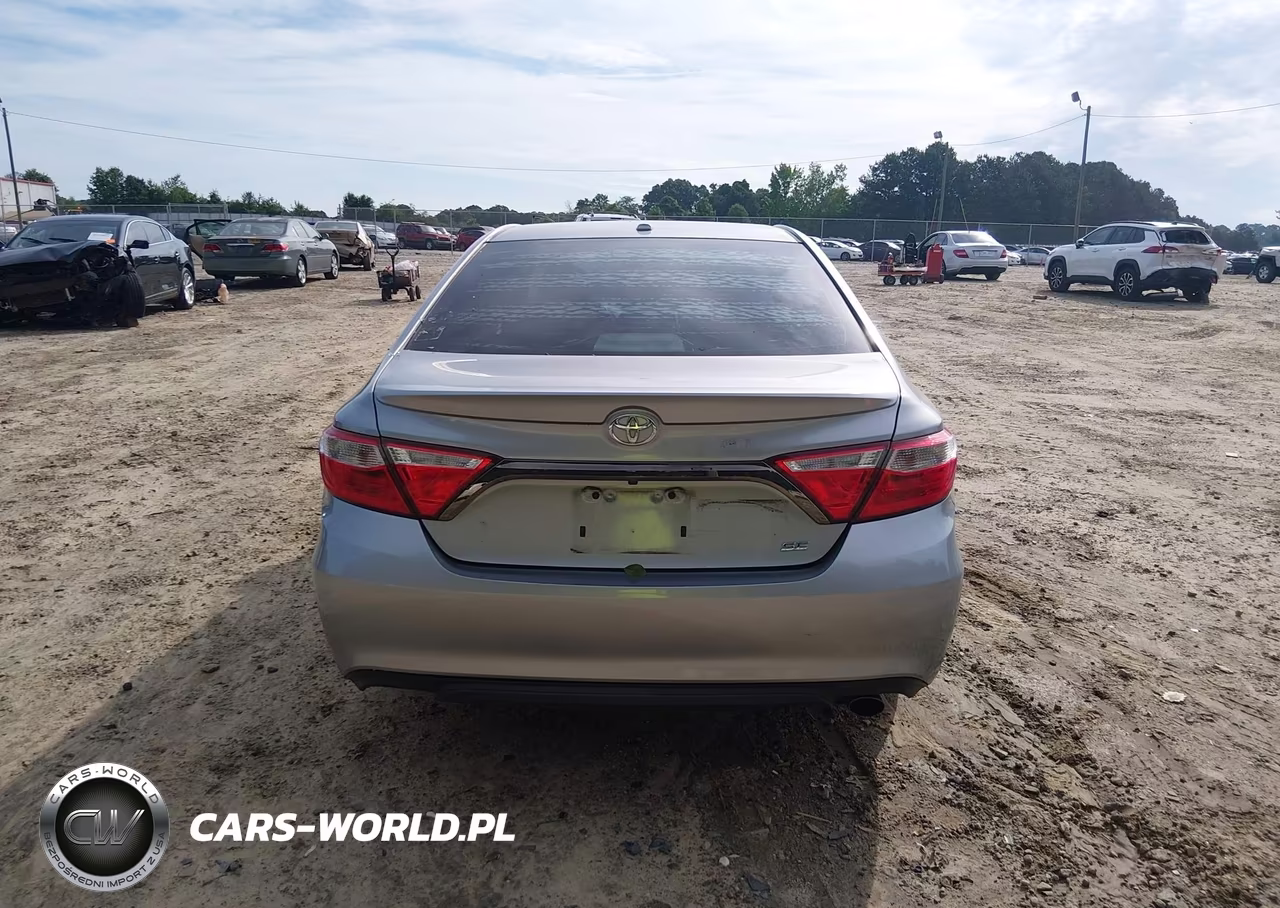 2015 Toyota Camry Se VIN:4T1BF1FK9FU004860 - 16