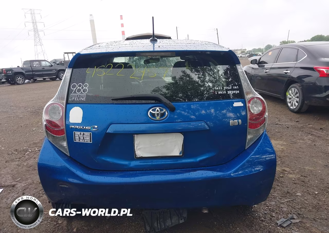 2012 Toyota Prius C Three VIN:JTDKDTB35C1010303 - 17