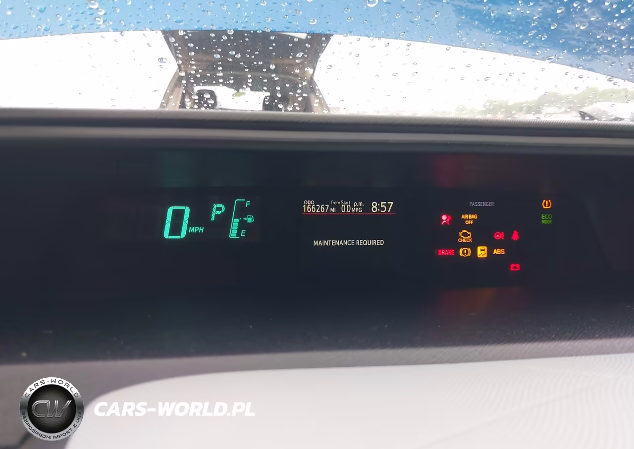 2012 Toyota Prius C Three VIN:JTDKDTB35C1010303 - 7