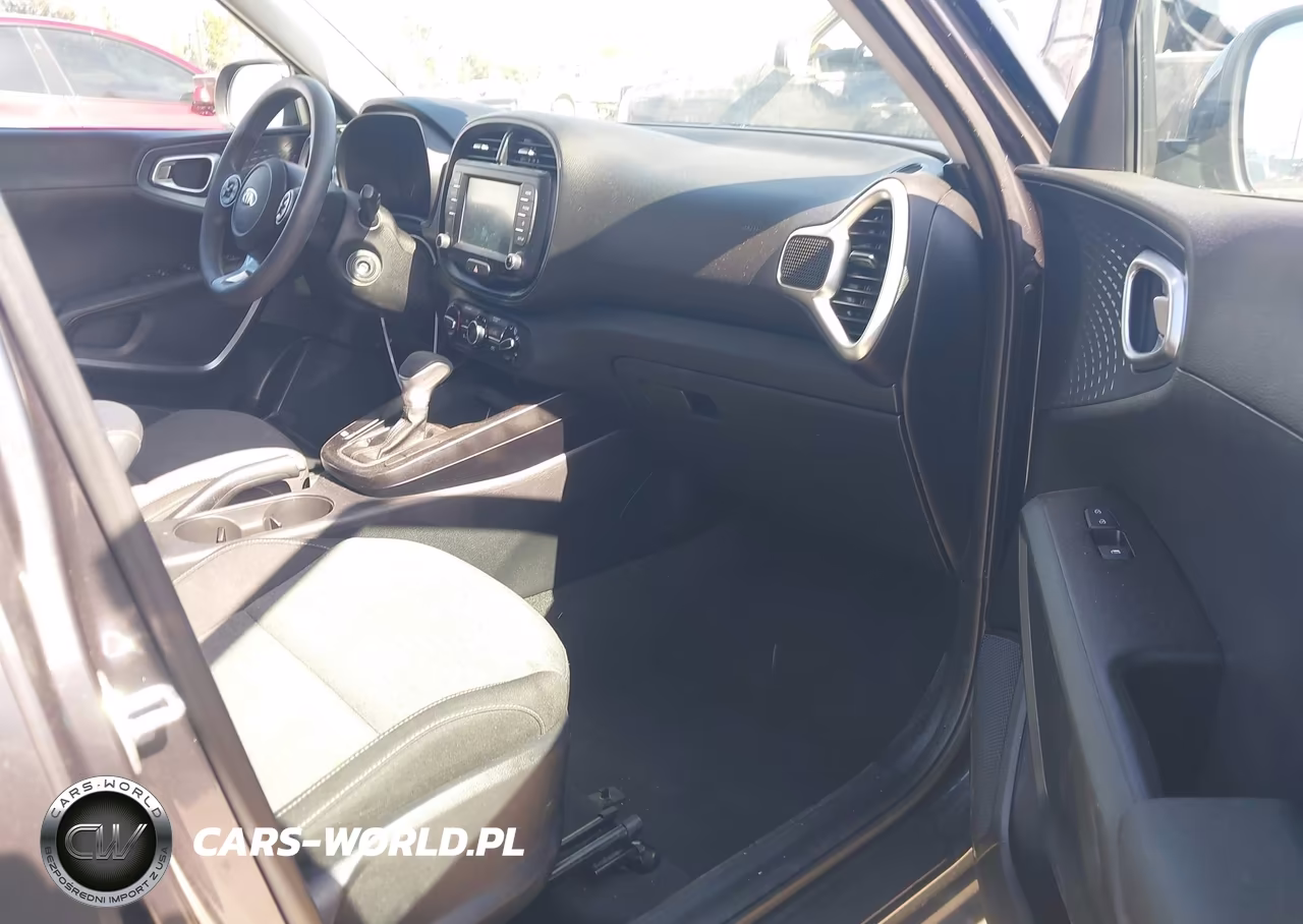 2021 Kia Soul S VIN:KNDJ23AU1M7795428 - 5
