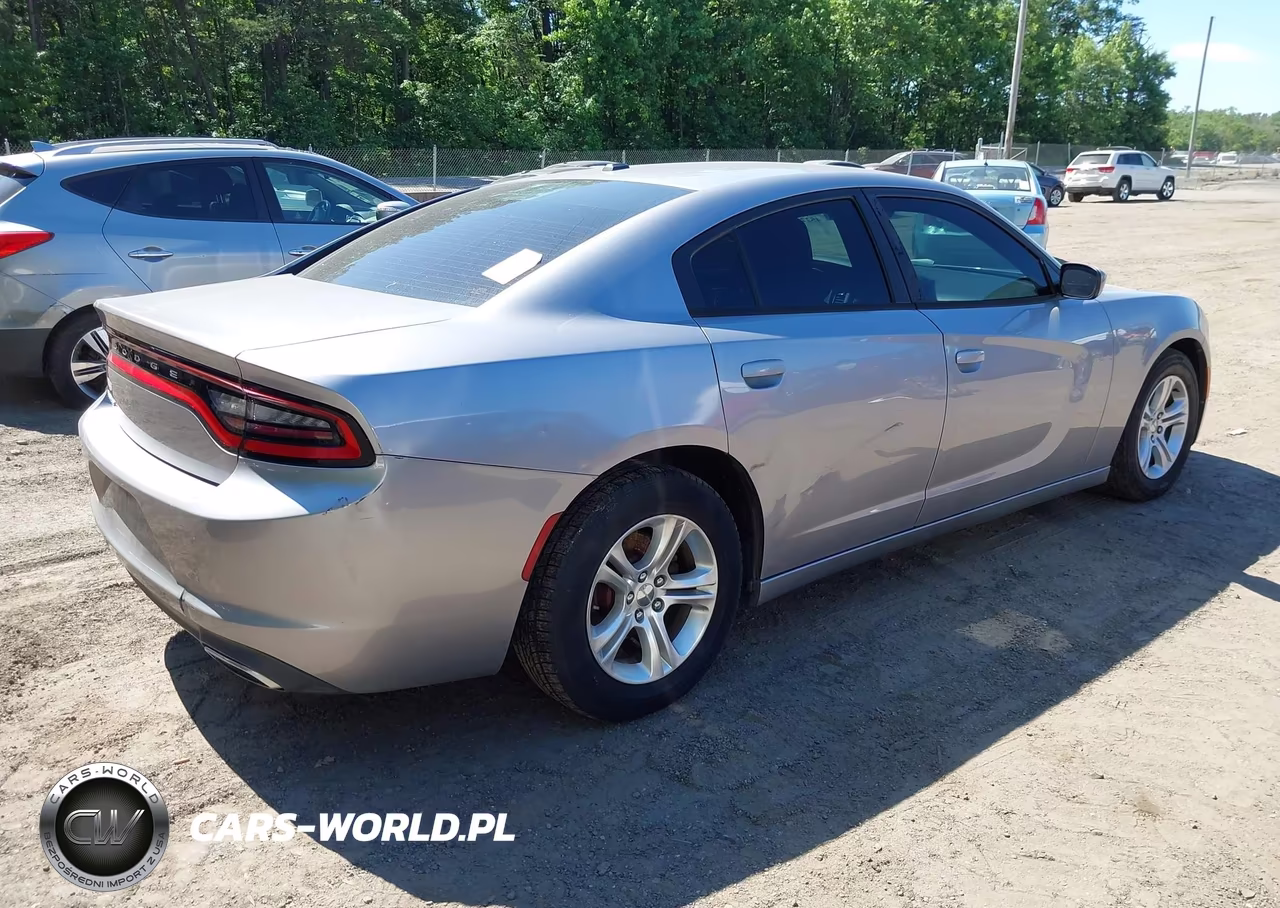2015 Dodge Charger Se VIN:2C3CDXBG3FH812194 - 4
