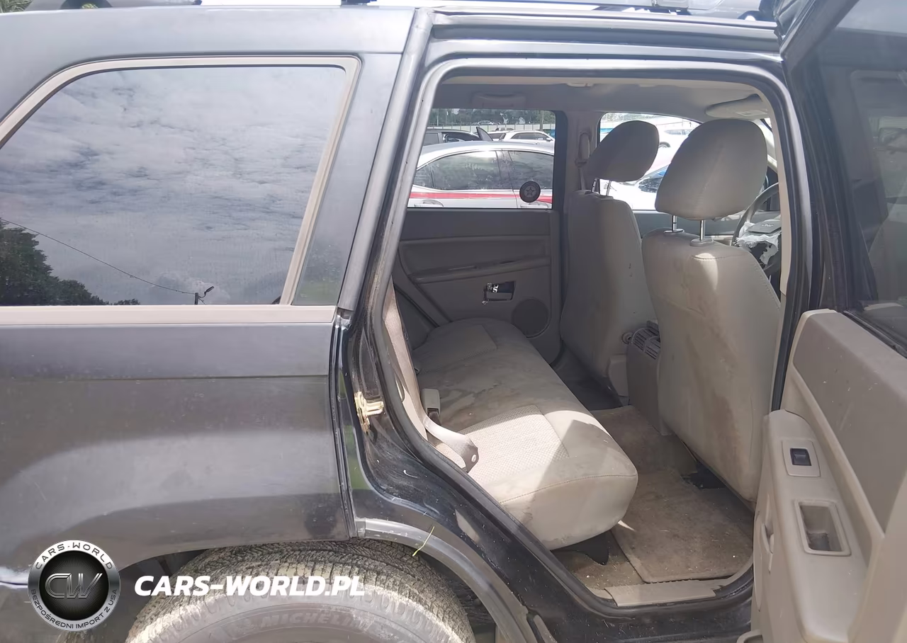 2006 Jeep Grand Cherokee Laredo VIN:1J4GS48K26C119305 - 8