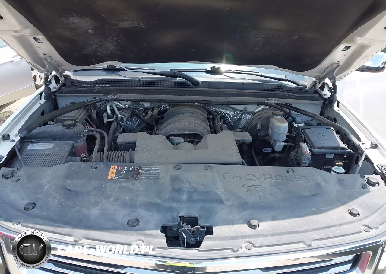 2017 Chevrolet Suburban Premier VIN:1GNSCJKC7HR360460 - 10