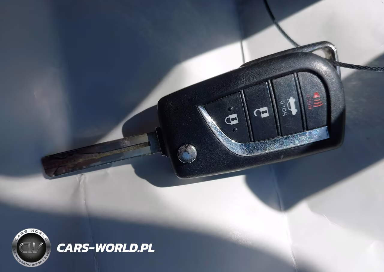 2019 Toyota Camry Le VIN:4T1B11HK8KU775963 - 11