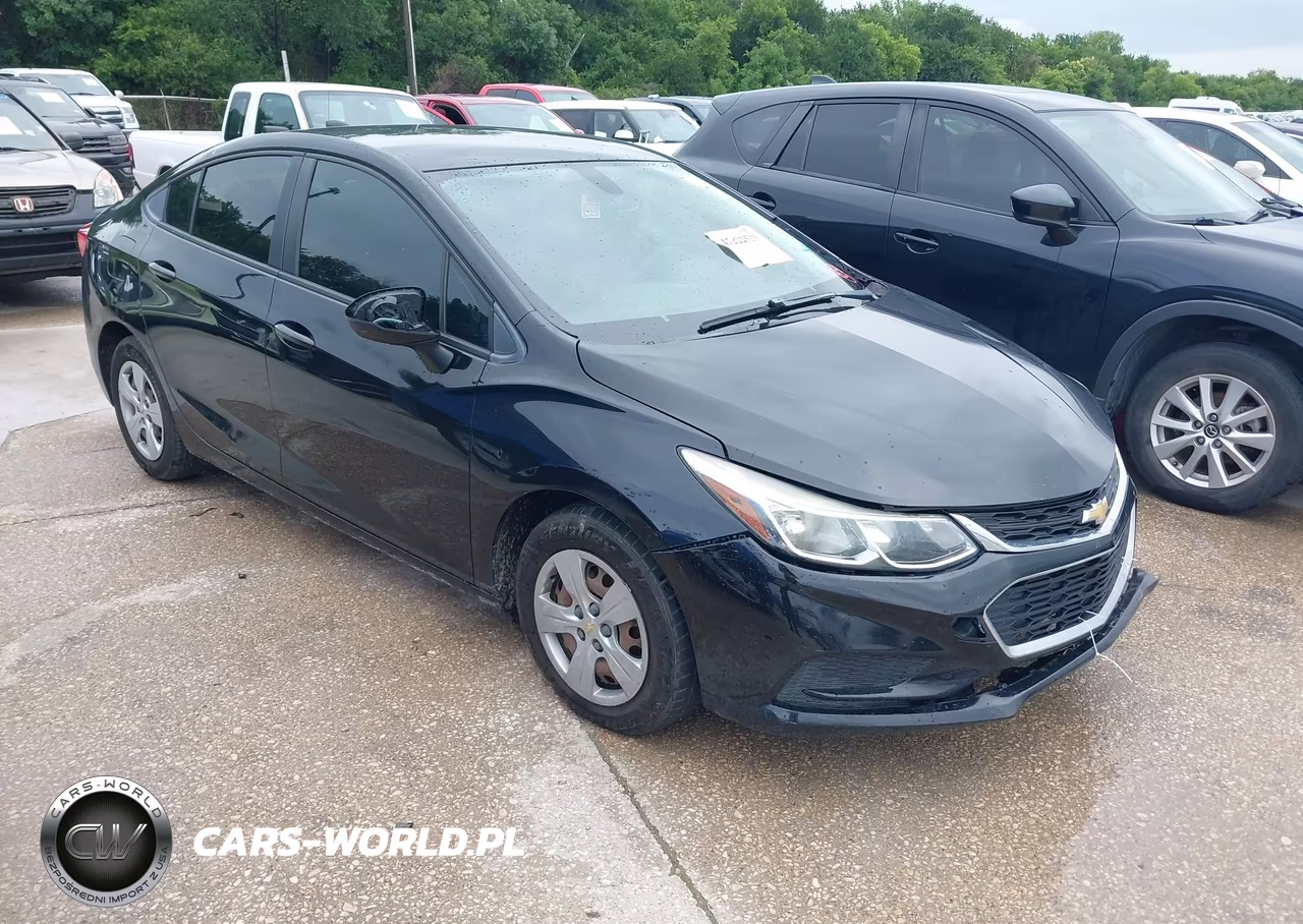 2017 Chevrolet Cruze Ls Auto – zdjęcie 1 z 11