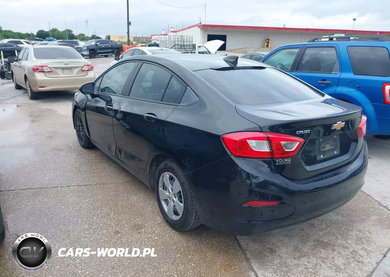 2017 Chevrolet Cruze Ls Auto VIN:1G1BC5SM1H7272498 - 3