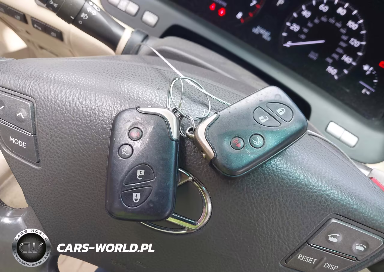 2010 Lexus Ls 460 VIN:JTHCL5EF8A5008400 - 11