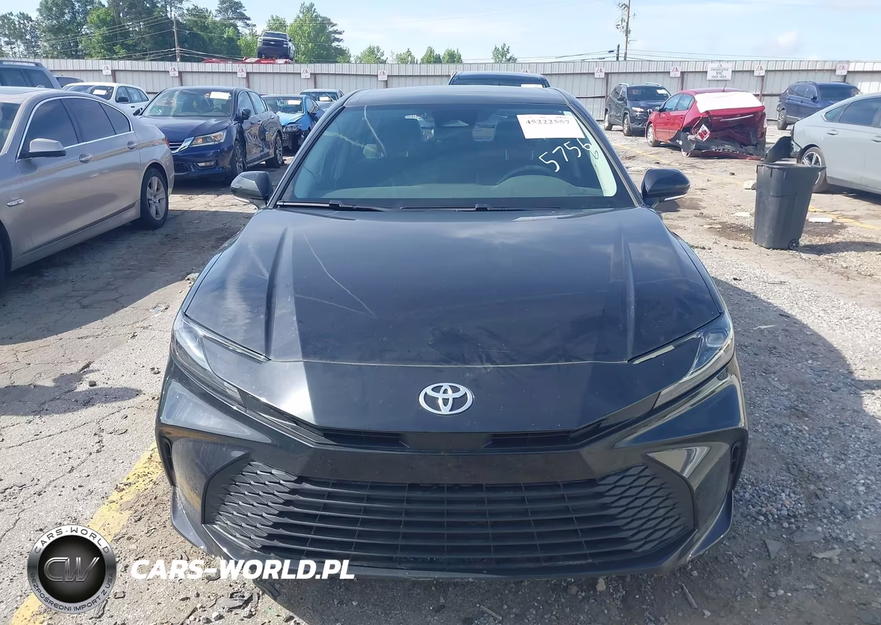 2025 Toyota Camry Le VIN:4T1DAACK7SU035756 - 11