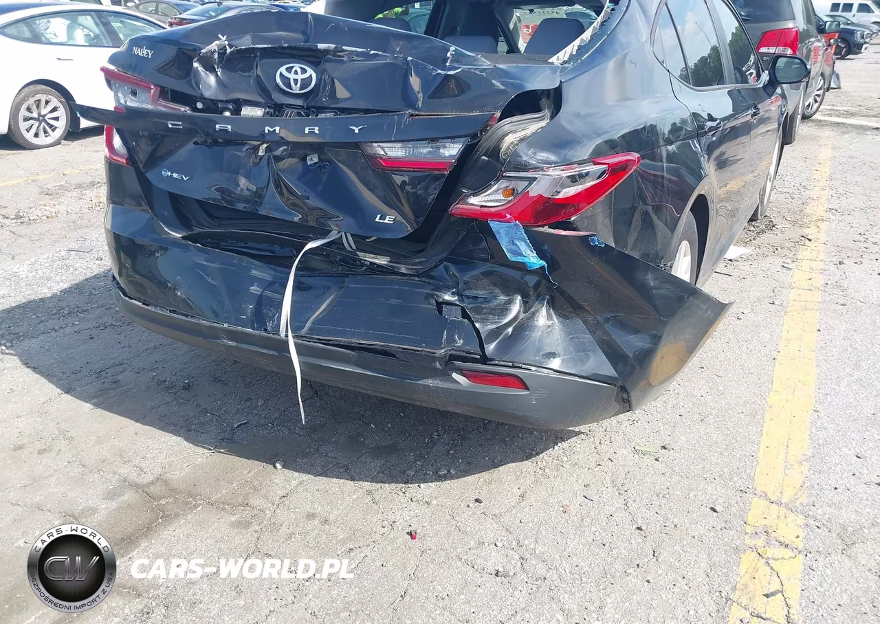 2025 Toyota Camry Le VIN:4T1DAACK7SU035756 - 6