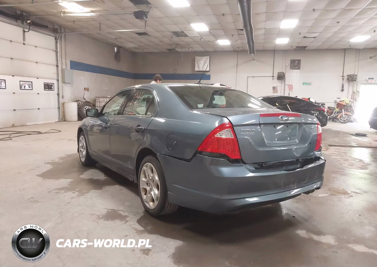 2011 Ford Fusion Se VIN:3FAHP0HA8BR314984 - 3