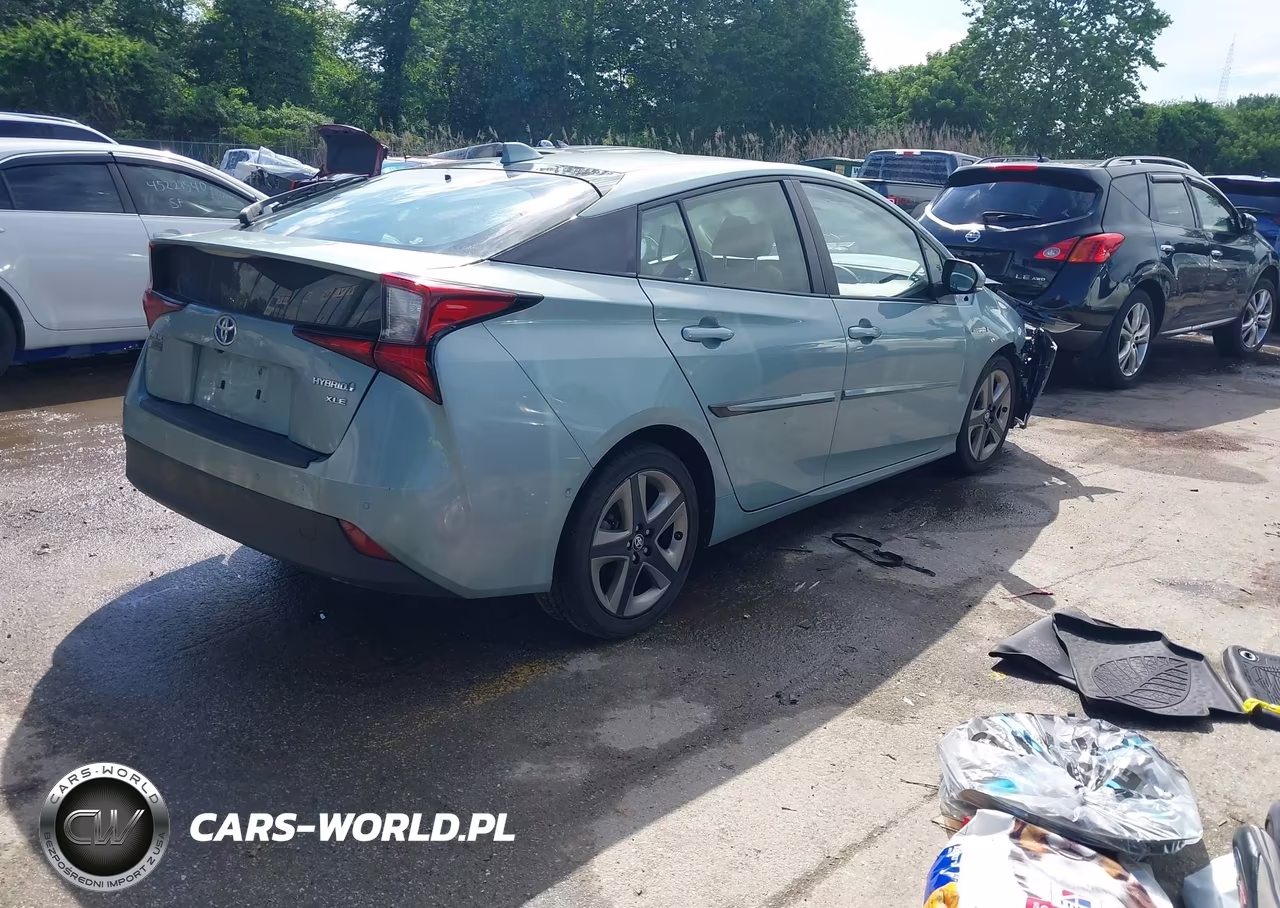 2021 Toyota Prius Xle VIN:JTDKAMFU7M3128280 - 4
