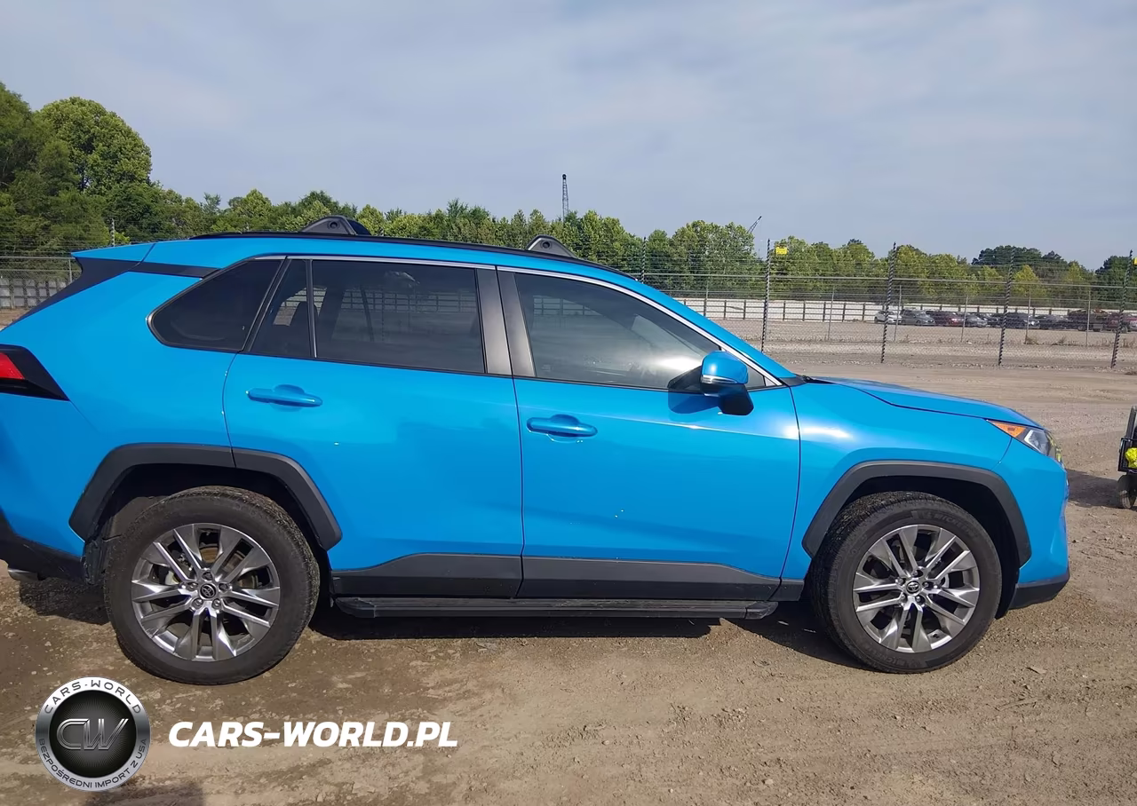 2021 Toyota Rav4 Xle Premium VIN:2T3C1RFV3MW143849 - 14