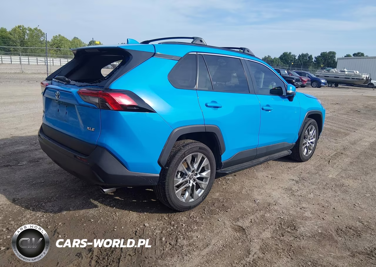 2021 Toyota Rav4 Xle Premium VIN:2T3C1RFV3MW143849 - 4
